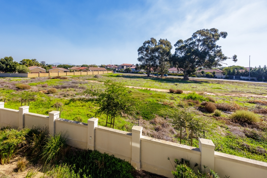 2 Bedroom Property for Sale in Langeberg Ridge Western Cape